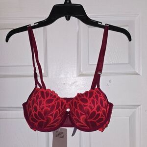 Savage Fenty Red Bra